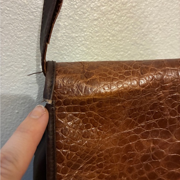 Emilio Pucci Vintage Shoulder Purse Bag Leather Croc Design with Gold Hardware - Picture 12 of 12